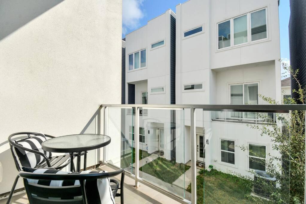 Mohr Haus - Walk To Nrg Stadium - Medical Center - Sleeps 8 Сasa de vacaciones *
